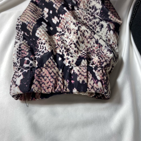 NWT New Look jacket, Polk snakeskin. Size XL - Picture 5 of 9